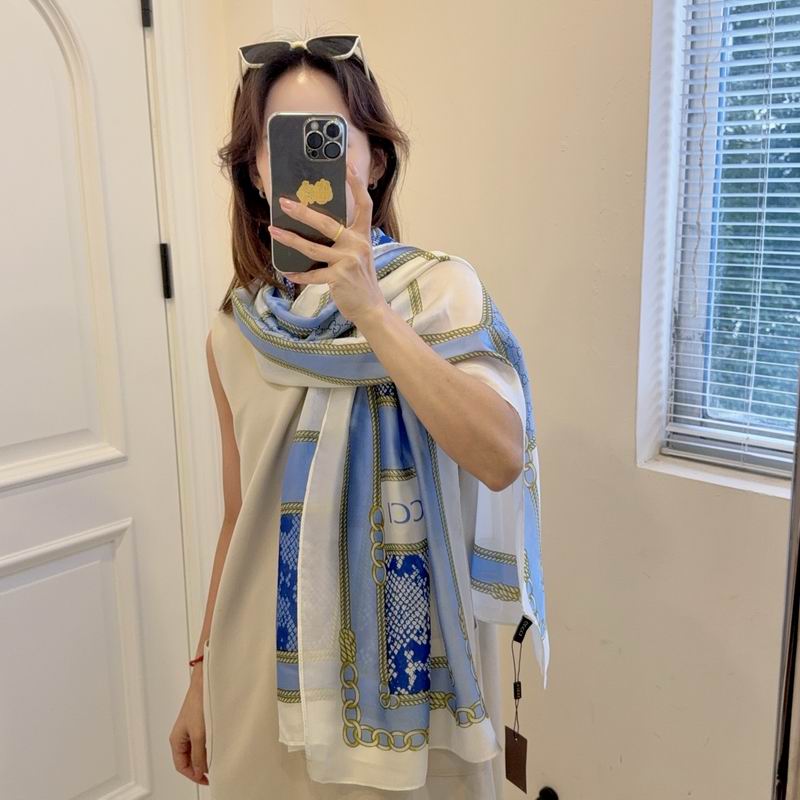 Gucci silk scarf 90-180cm E26 (6)