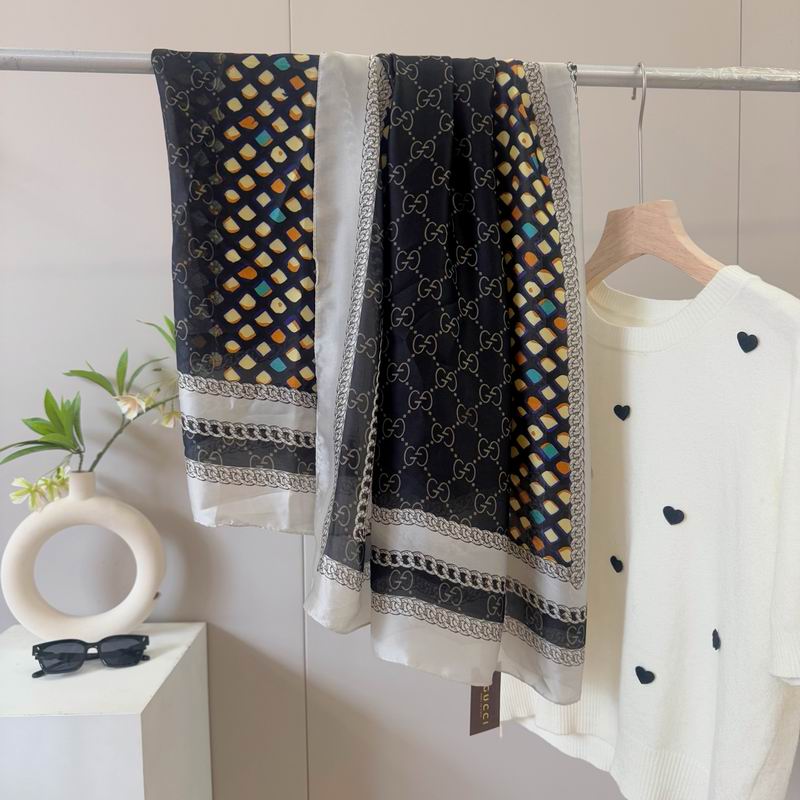 Gucci silk scarf 90-180cm E38 (12)