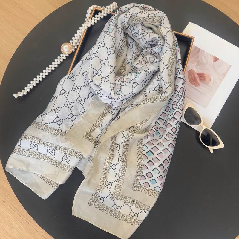 Gucci silk scarf 90-180cm E38 (17)