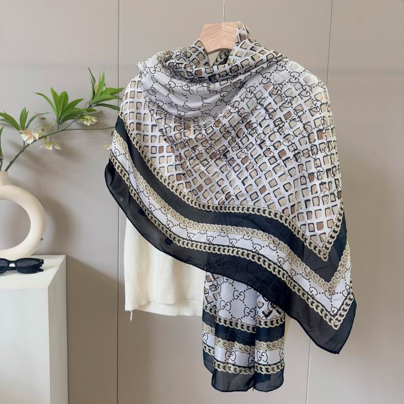 Gucci silk scarf 90-180cm E38 (6)