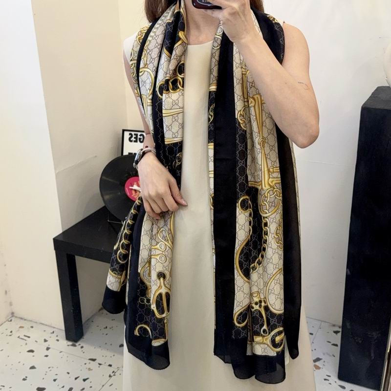 Gucci silk scarf 90-180cm E53 (18)