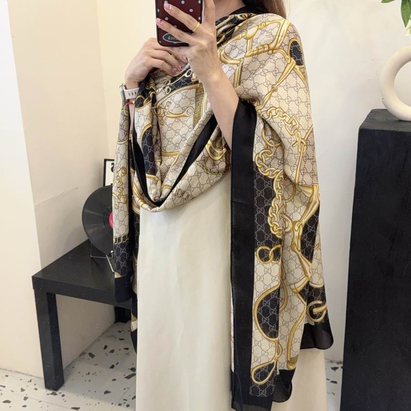 Gucci silk scarf 90-180cm E53 (19)