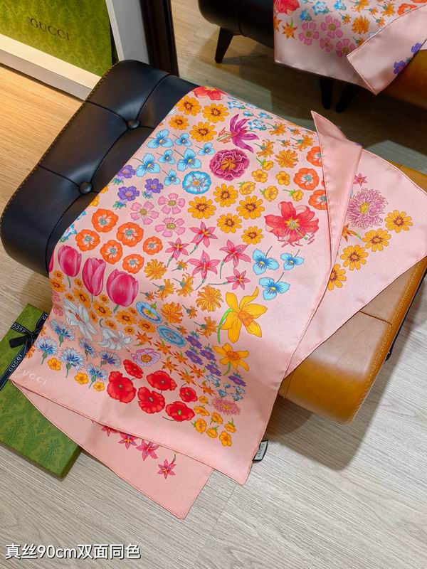 Gucci silk scarf 90X90cm E04 (6)