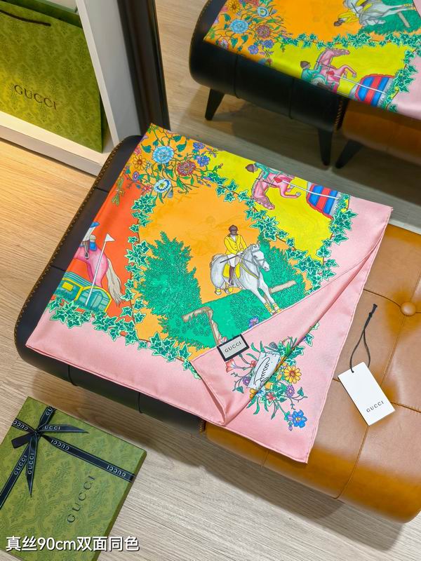 Gucci silk scarf 90X90cm E13 (18)