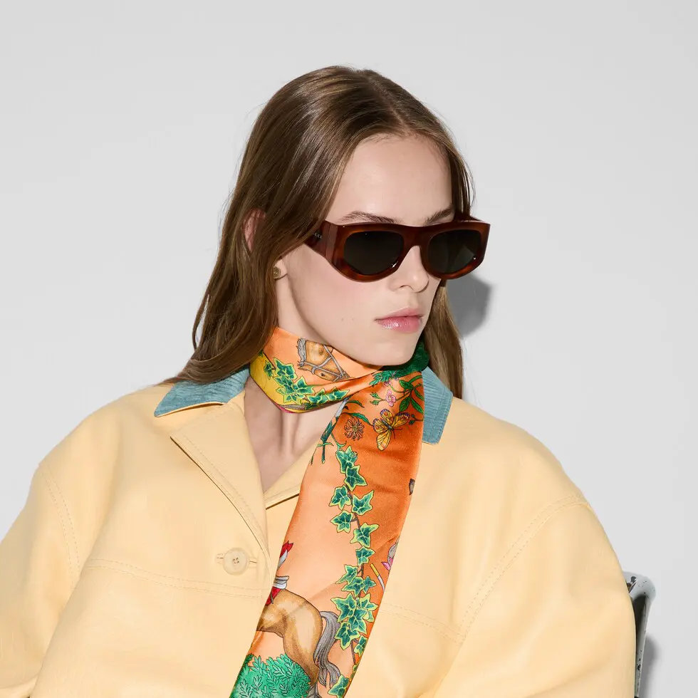 Gucci silk scarf 90X90cm E13 (20)