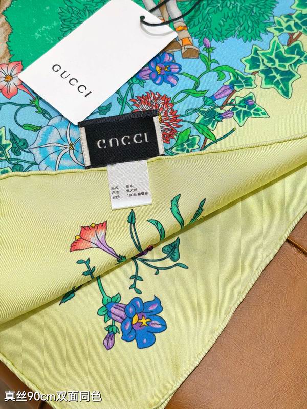 Gucci silk scarf 90X90cm E13 (5)