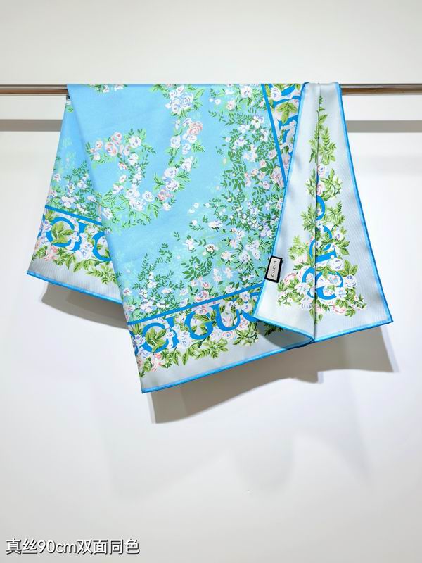 Gucci silk scarf 90X90cm E15 (4)
