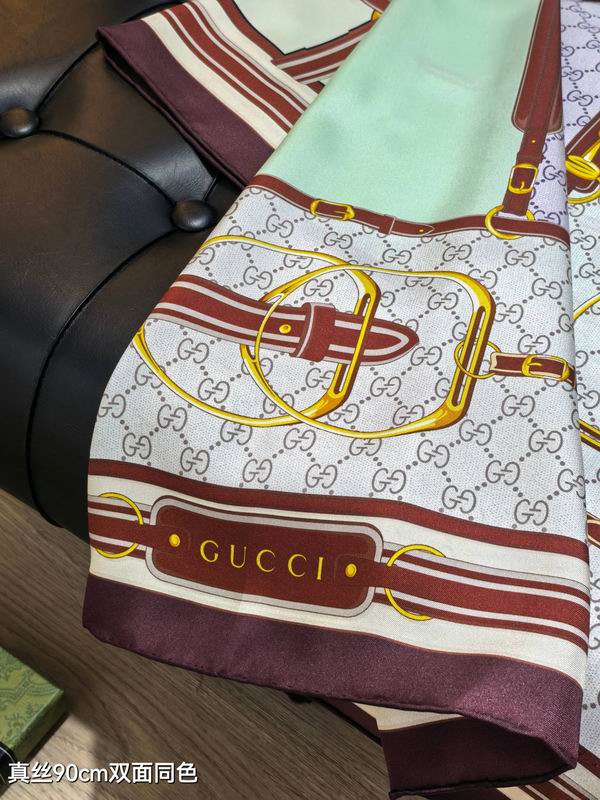 Gucci silk scarf 90X90cm E52 (17)
