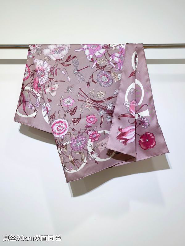 Gucci silk scarf 90X90cm E53 (11)
