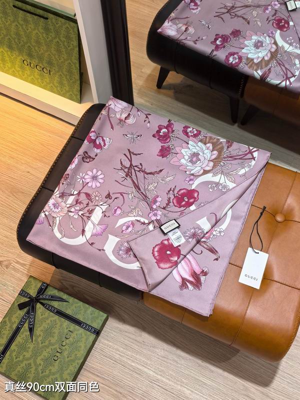 Gucci silk scarf 90X90cm E53 (16)
