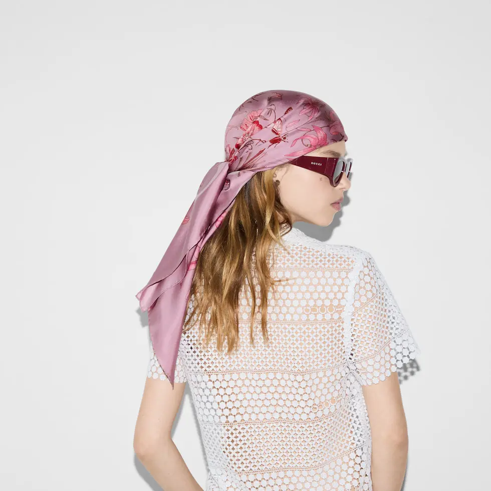 Gucci silk scarf 90X90cm E53 (18)