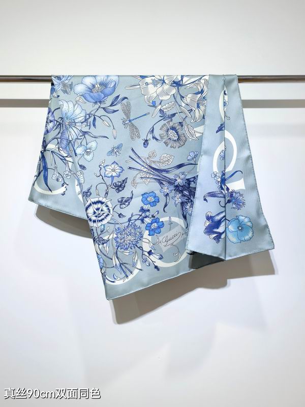 Gucci silk scarf 90X90cm E53 (23)