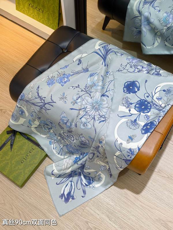 Gucci silk scarf 90X90cm E53 (26)