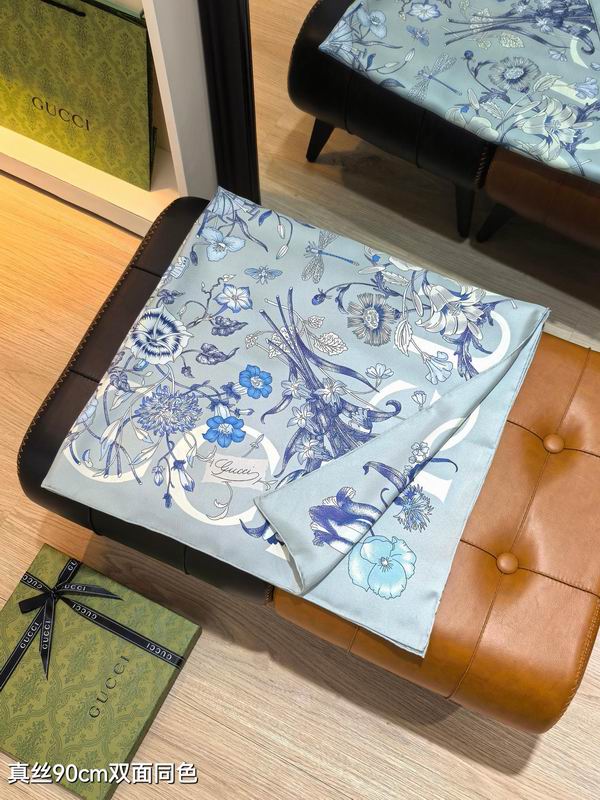 Gucci silk scarf 90X90cm E53 (27)