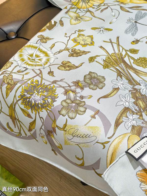 Gucci silk scarf 90X90cm E53 (6)