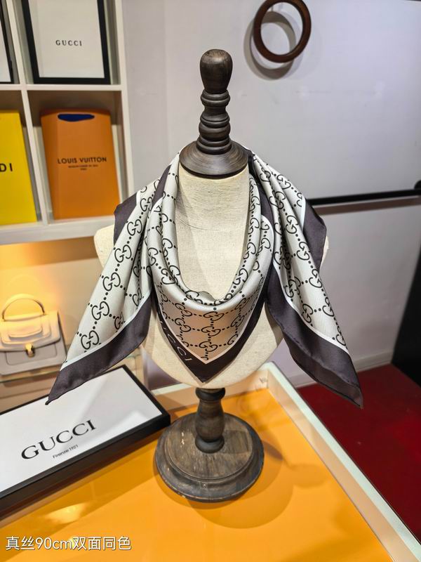 Gucci slik scarf 90X90cm E24 (10)