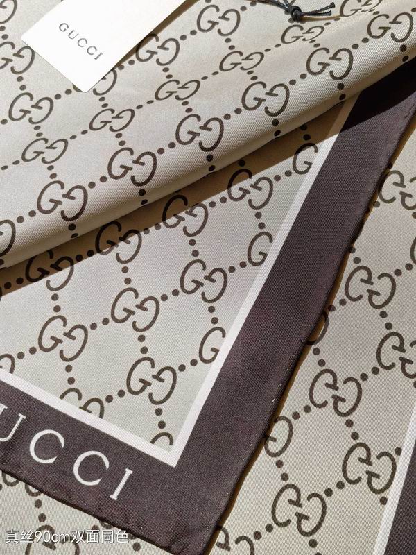 Gucci slik scarf 90X90cm E24 (12)