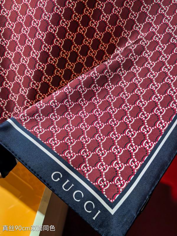 Gucci slik scarf 90X90cm E24 (2)