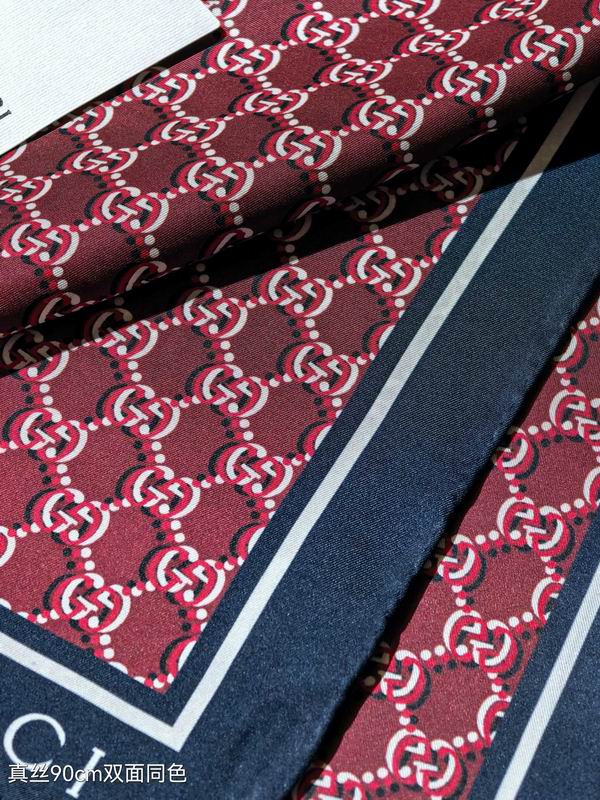 Gucci slik scarf 90X90cm E24 (3)