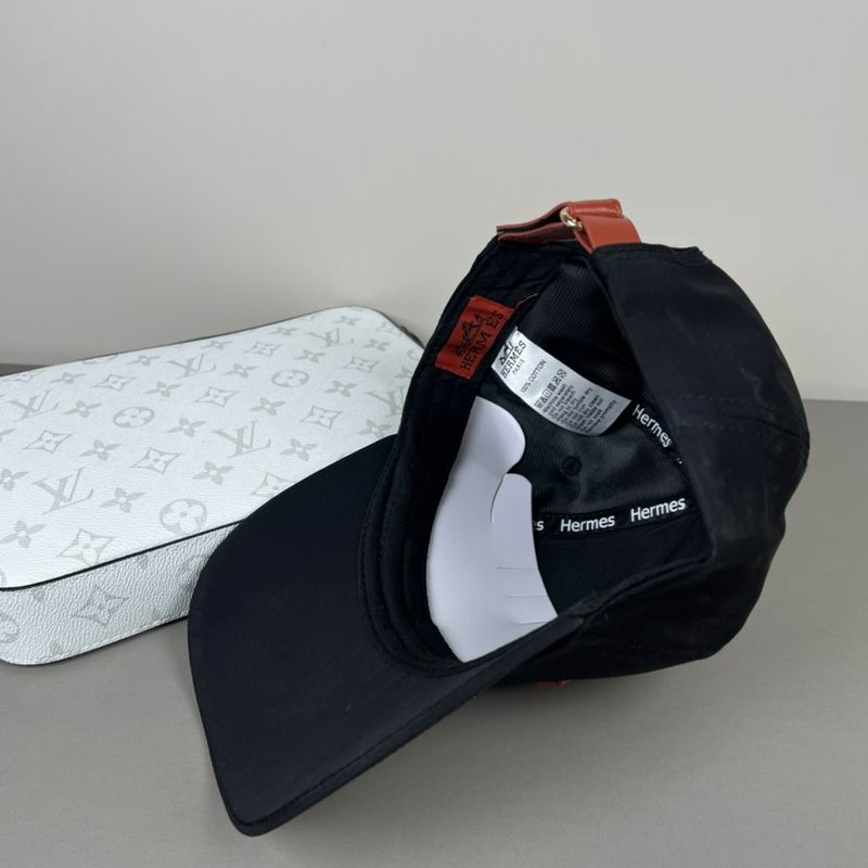 Hermes cap dx (38)
