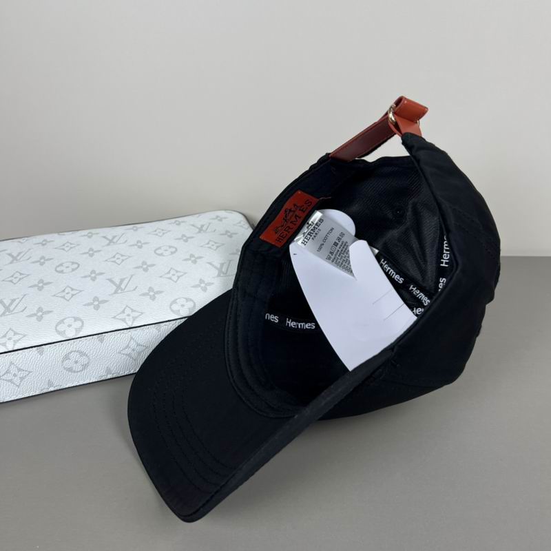 Hermes cap dx (66)