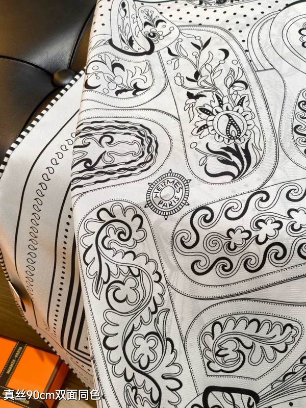 Hermes silk Scarf 90X90cm E04 (13)