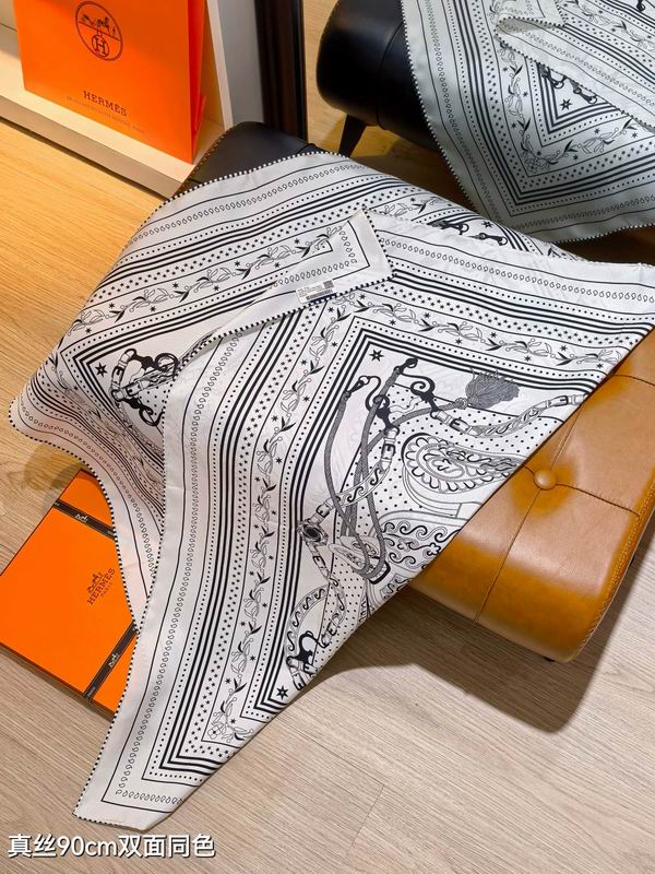 Hermes silk Scarf 90X90cm E04 (15)