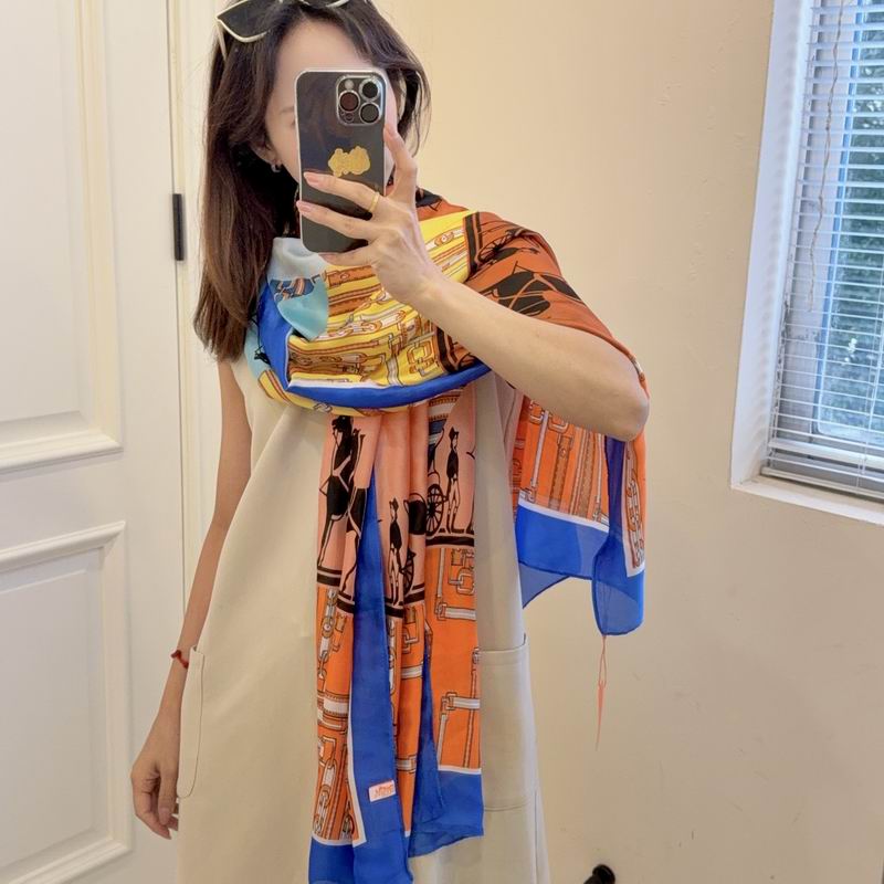 Hermes silk scarf 90-180cm E27 (10)