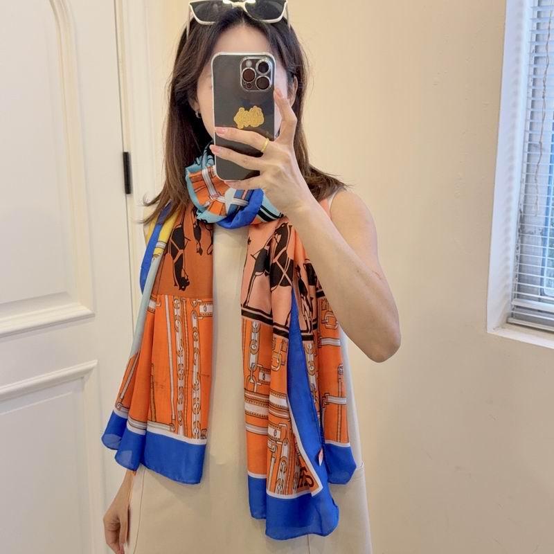 Hermes silk scarf 90-180cm E27 (11)