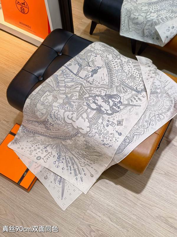Hermes silk scarf 90X90cm E01 (1)