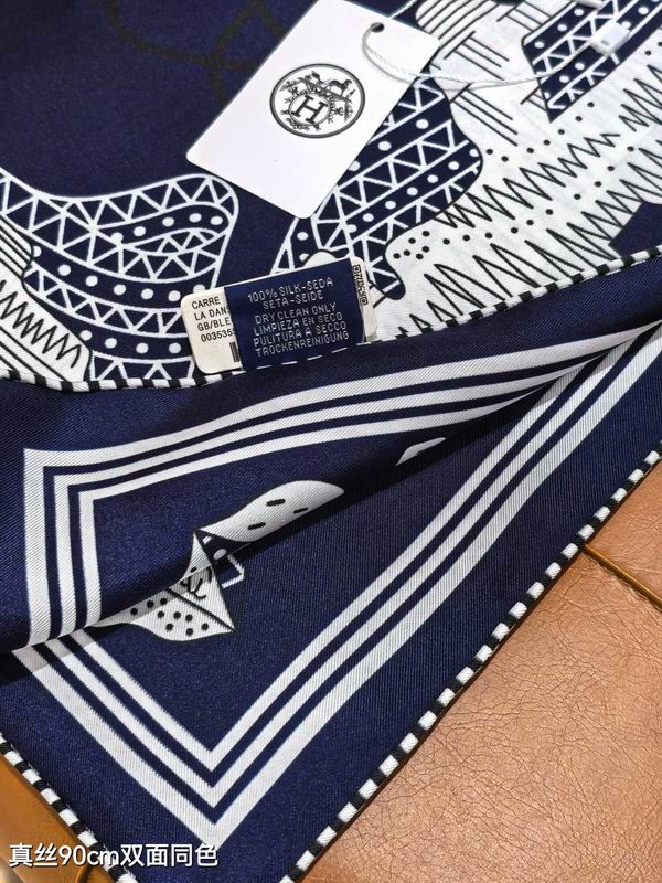 Hermes silk scarf 90X90cm E02 (14)