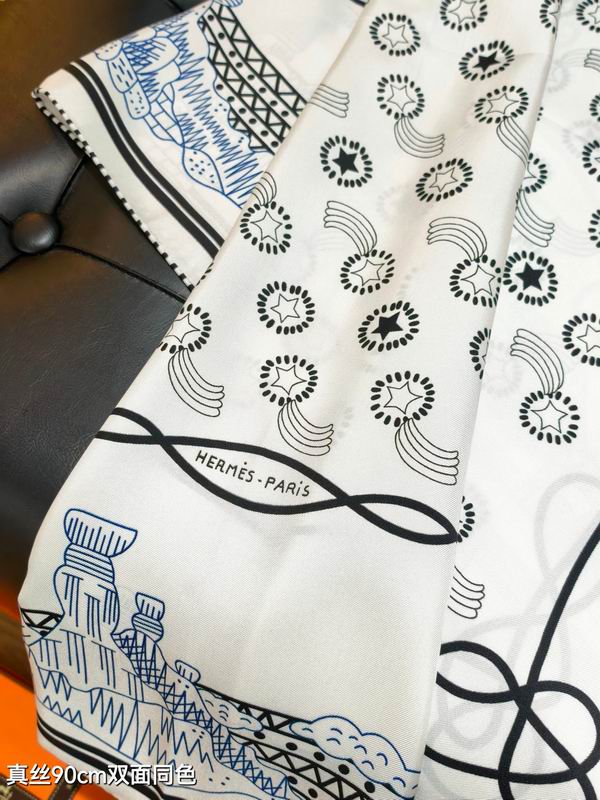Hermes silk scarf 90X90cm E02 (30)