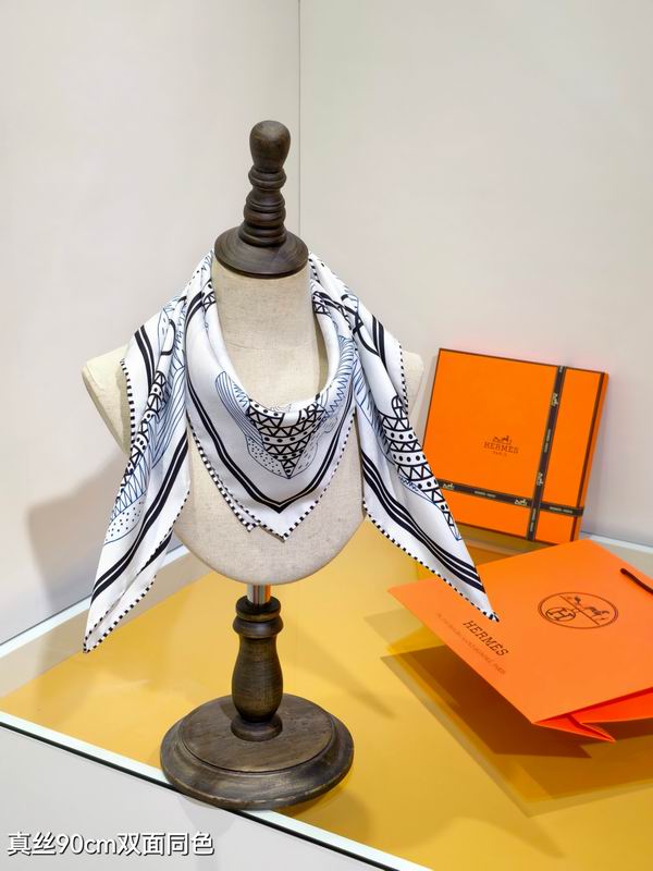 Hermes silk scarf 90X90cm E02 (33)