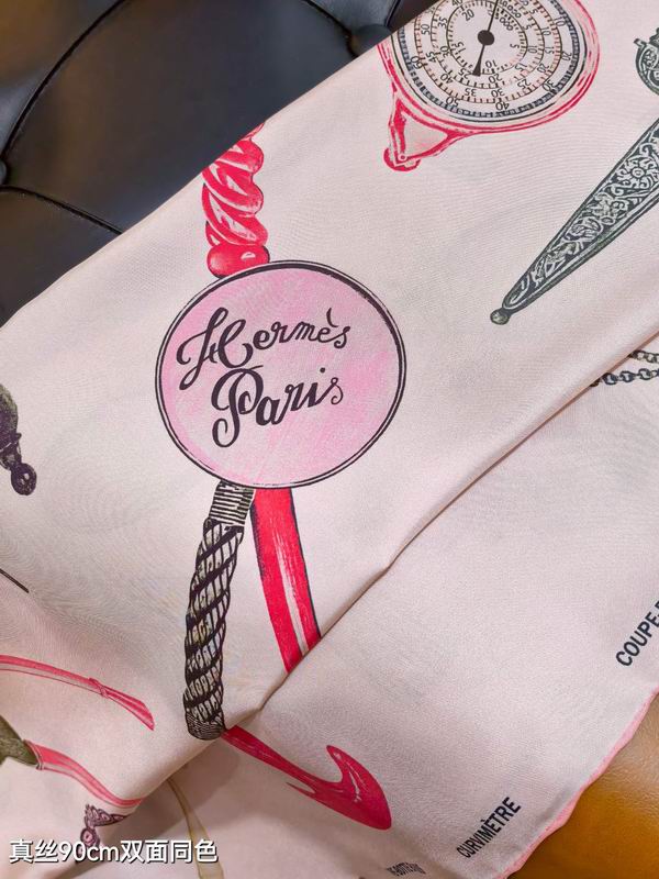 Hermes silk scarf 90X90cm E05 (15)