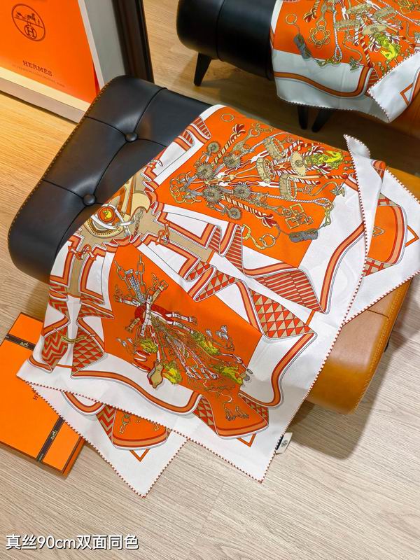 Hermes silk scarf 90X90cm E05 (16)