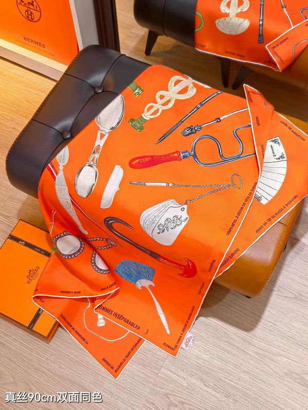 Hermes silk scarf 90X90cm E05 (6)