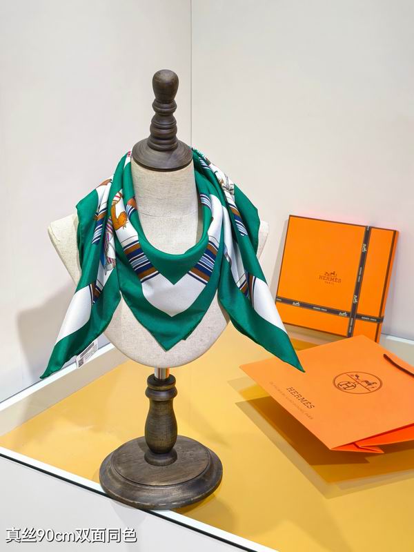 Hermes silk scarf 90X90cm E18 (42)