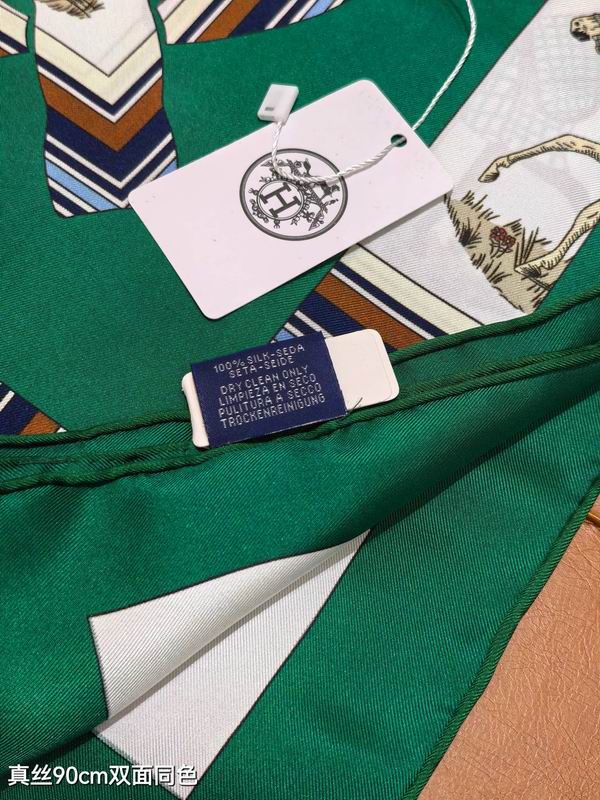 Hermes silk scarf 90X90cm E18 (44)