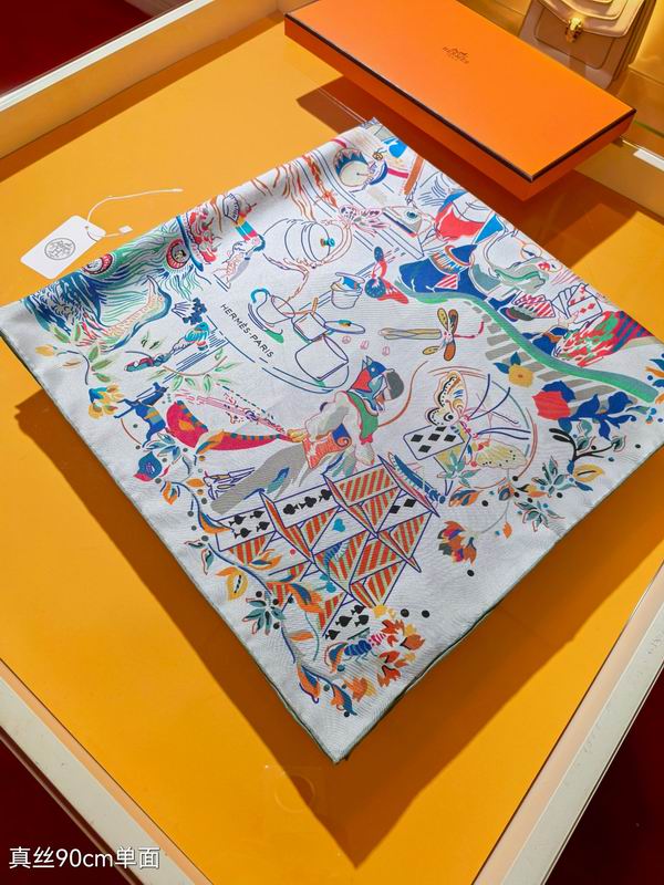 Hermes silk scarf 90X90cm E24 (4)