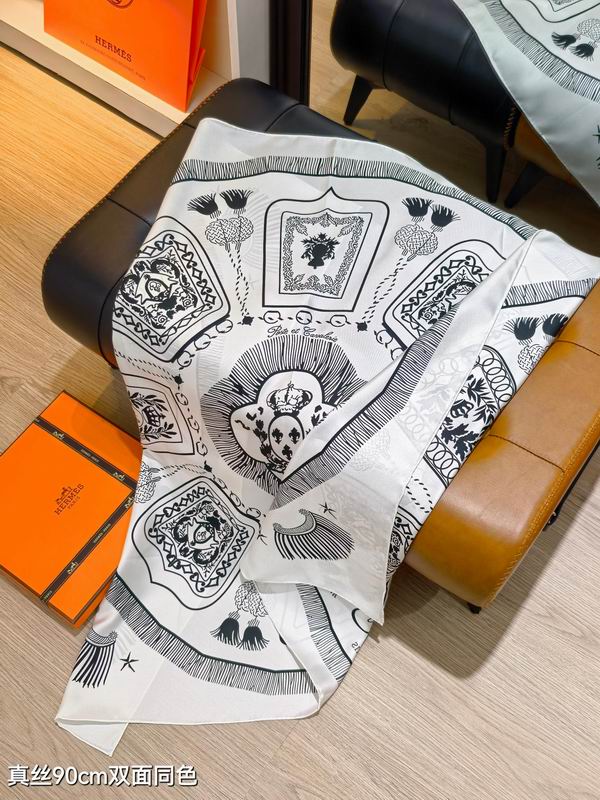 Hermes silk scarf 90X90cm E44 (14)