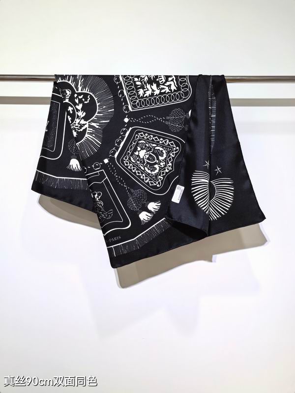 Hermes silk scarf 90X90cm E44 (19)