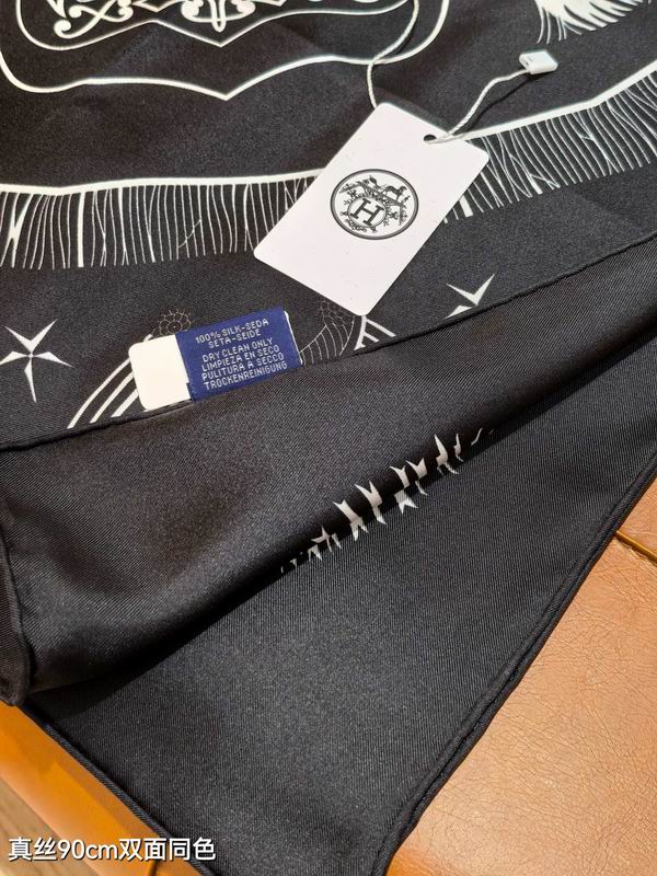 Hermes silk scarf 90X90cm E44 (20)