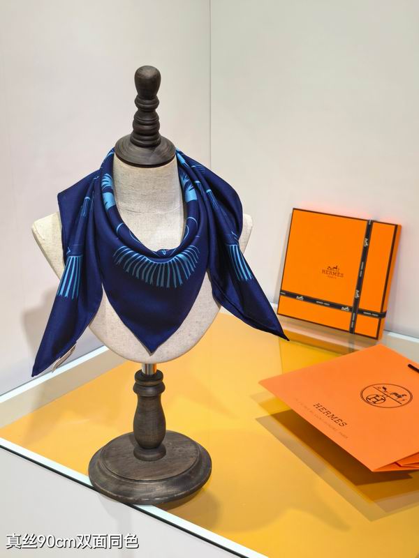 Hermes silk scarf 90X90cm E44 (26)