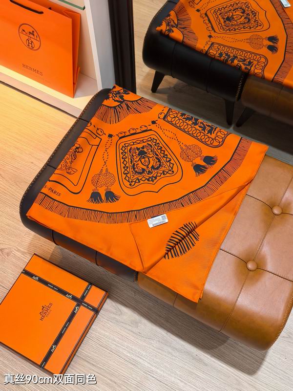 Hermes silk scarf 90X90cm E44 (7)
