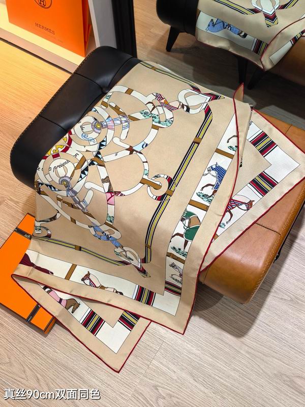 Hermes silk scarf 90X90cm E47 (16)