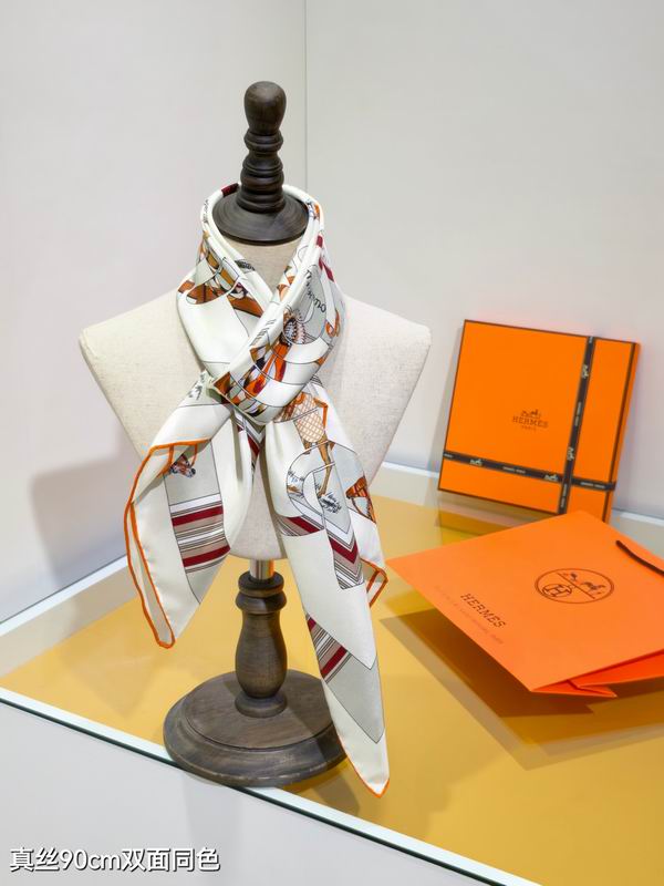 Hermes silk scarf 90X90cm E47 (21)