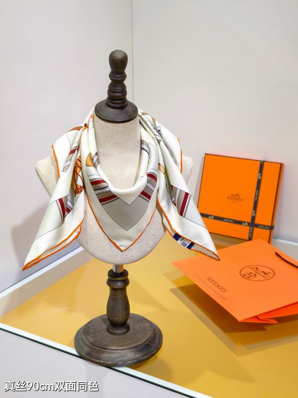 Hermes silk scarf 90X90cm E47 (22)