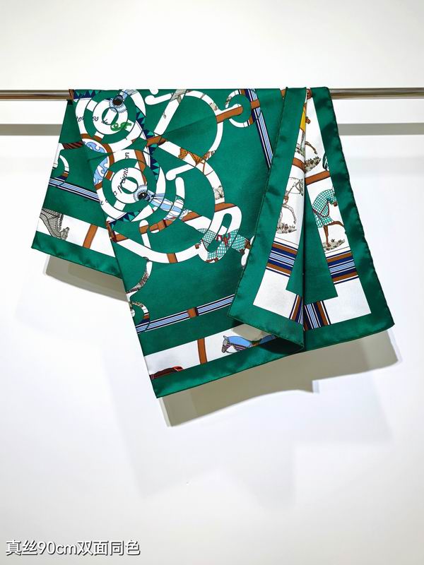 Hermes silk scarf 90X90cm E47 (4)