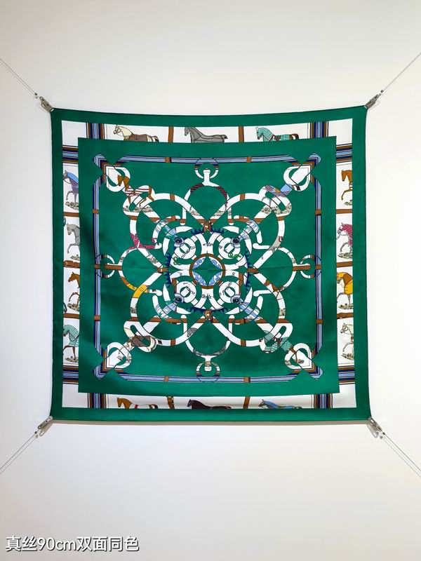 Hermes silk scarf 90X90cm E47 (9)