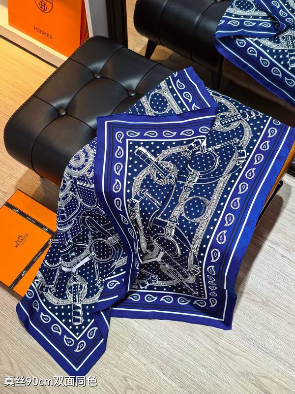 Hermes silk scarf 90X90cm E48 (15)